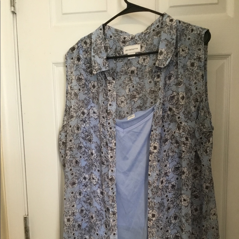 Liz Claiborne Pale Blue and Black Floral Top